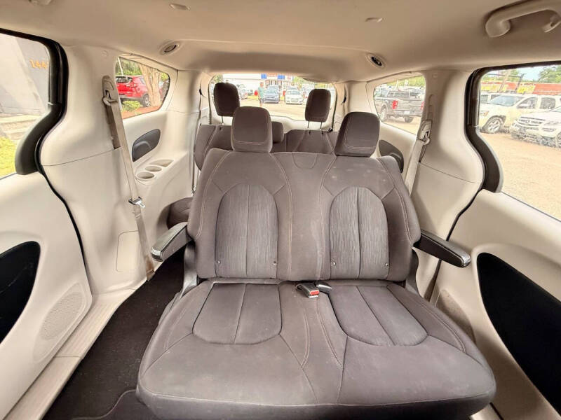 2019 Chrysler Pacifica L