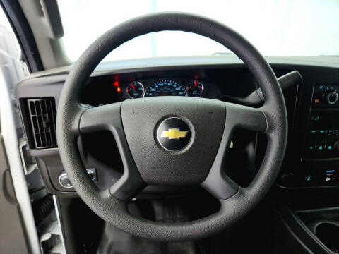 2021 Chevrolet Express 2500
