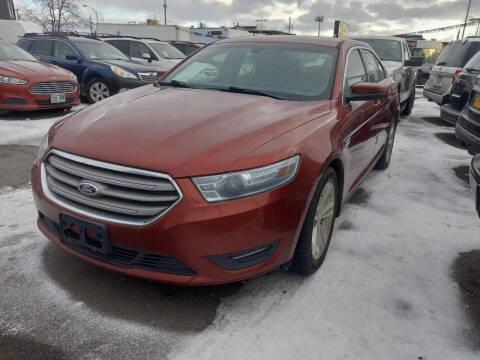 2014 Ford Taurus SEL