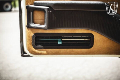 1975 Volkswagen Bus