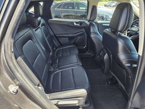 2020 Ford Escape SEL