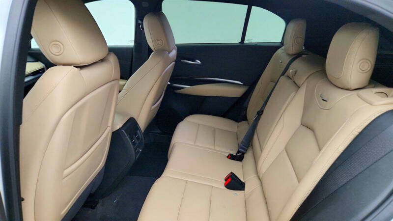 2024 Cadillac XT4 Luxury