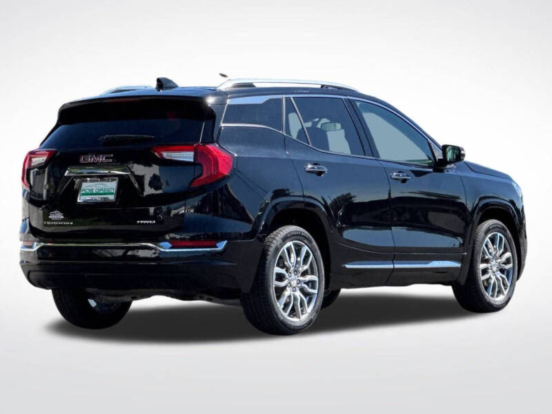 2022 GMC Terrain Denali