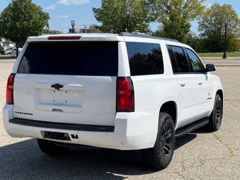 2017 Chevrolet Suburban LS