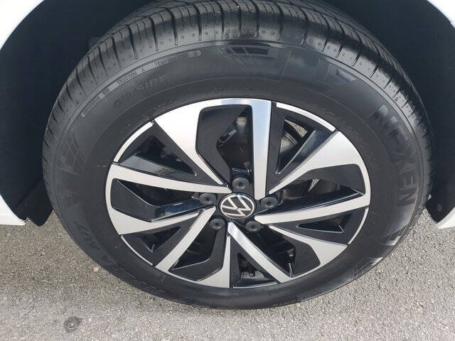 2025 Volkswagen Jetta S