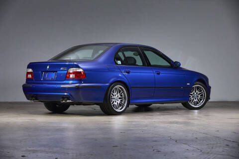 2002 BMW M5