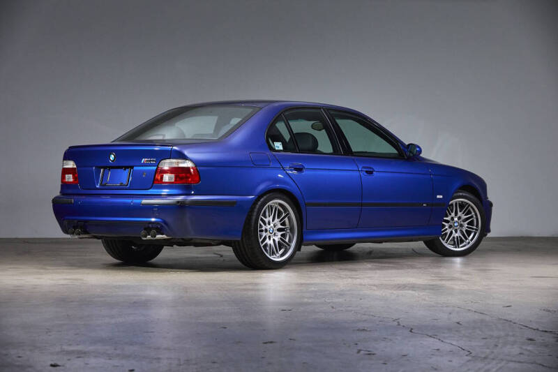 2002 BMW M5