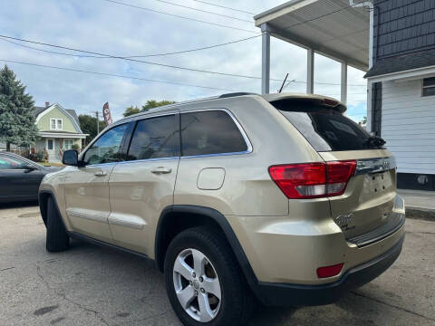 2011 Jeep Grand Cherokee