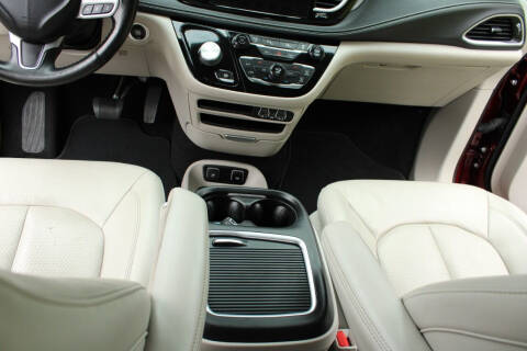 2021 Chrysler Pacifica Hybrid Touring L