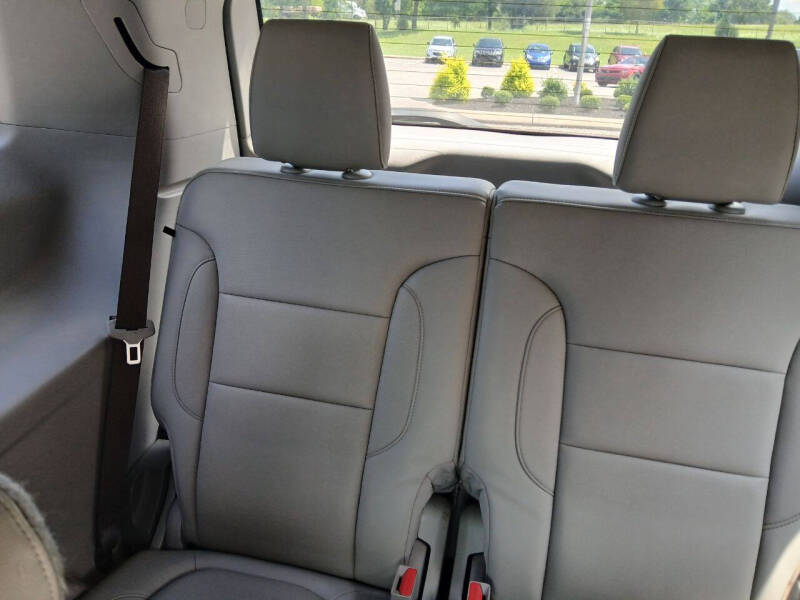 2019 GMC Acadia SLT-1