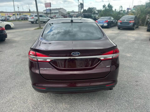 2017 Ford Fusion SE