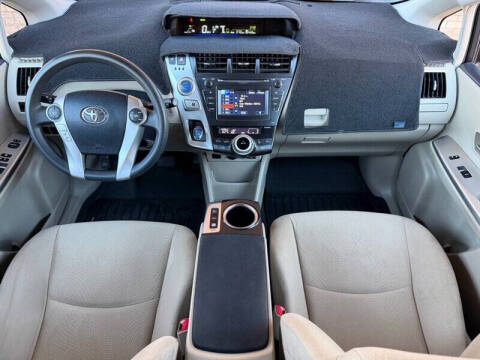 2012 Toyota Prius v Two