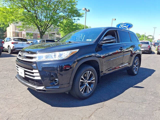 2017 Toyota Highlander LE