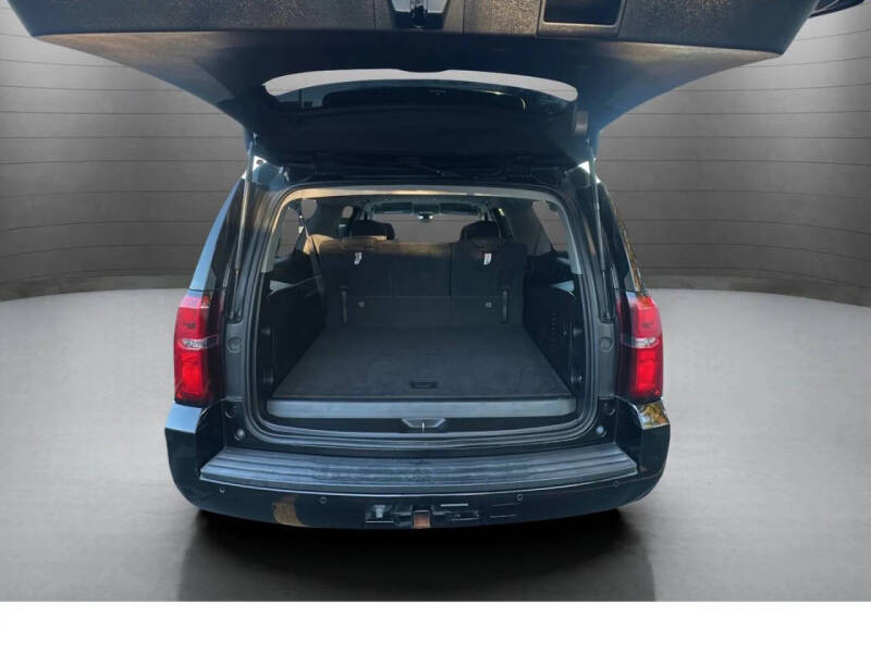 2016 Chevrolet Suburban LS