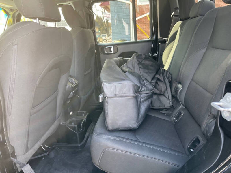 2022 Jeep Gladiator Altitude