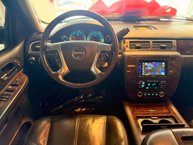 2007 GMC Yukon Denali
