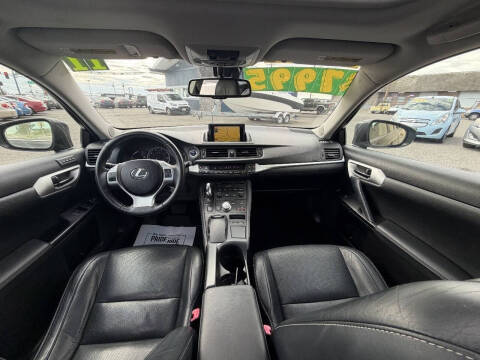 2011 Lexus CT 200h Premium