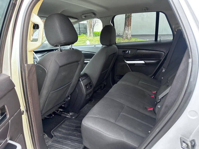 2013 Ford Edge SE