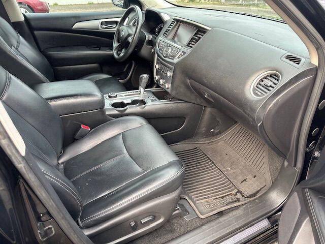 2017 Nissan Pathfinder S