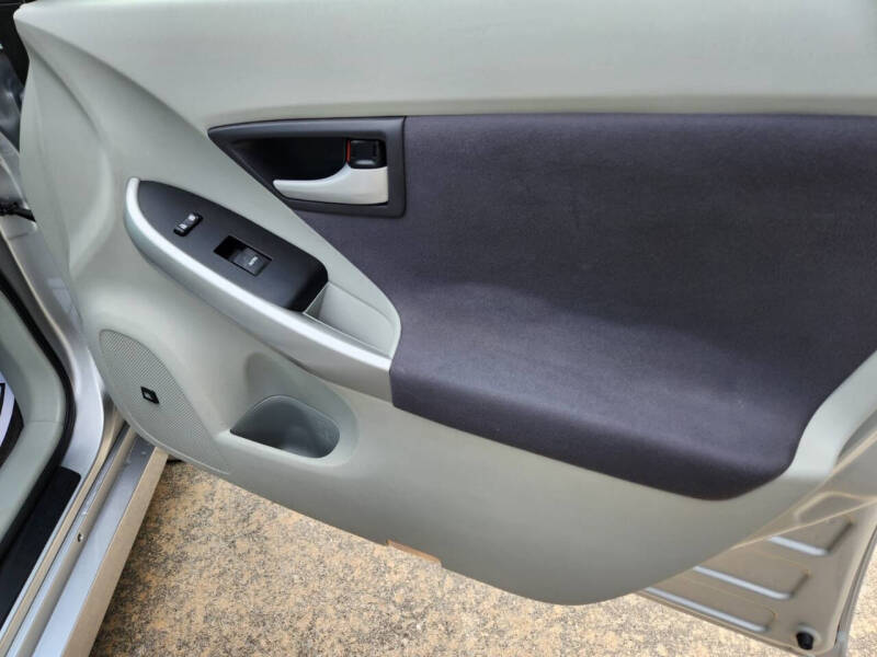 2010 Toyota Prius IV