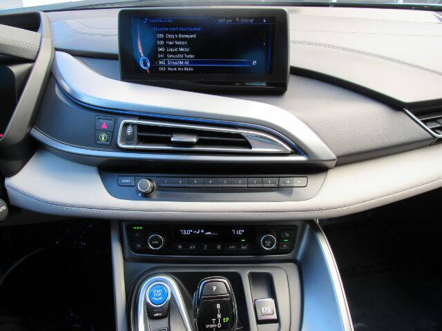 2014 BMW i8