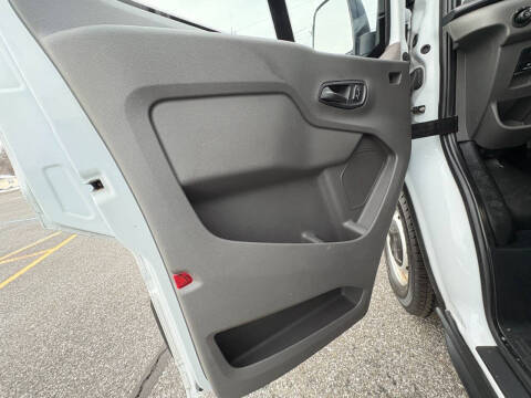 2024 Ford Transit 250