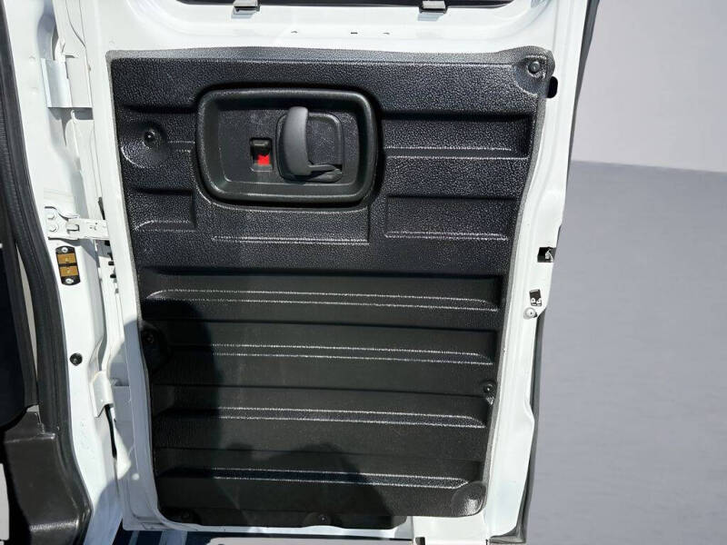 2023 GMC Savana 2500
