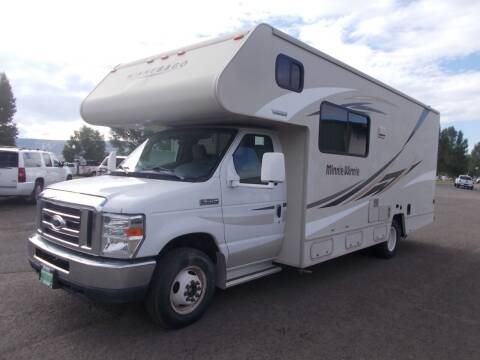 2016 Winnebago M-25B-FORD for sale at John Roberts Motor Works Company in Gunnison CO