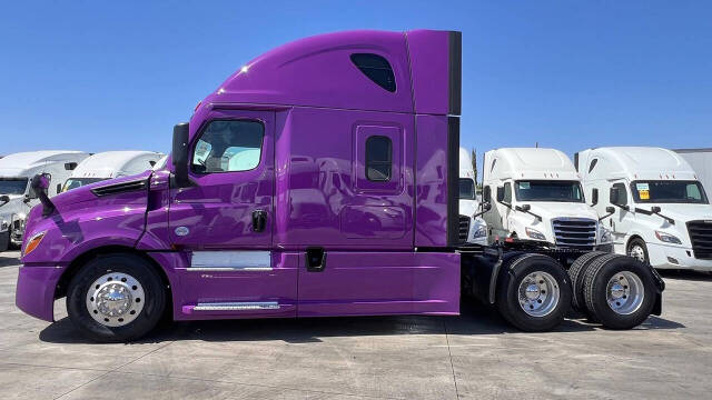 2023 Freightliner Cascadia for sale at KING TRUCK TRAILER SALES in Bakersfield, CA