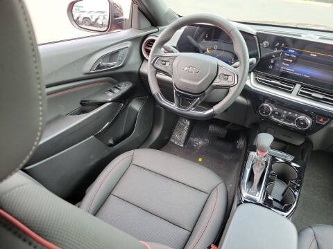 2025 Chevrolet Trax RS