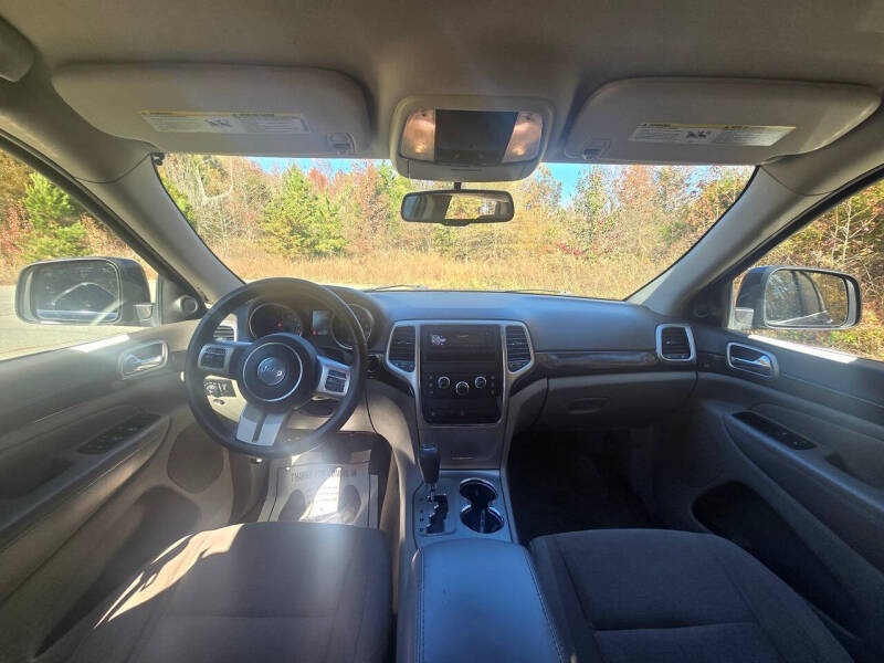 2012 Jeep Grand Cherokee Laredo