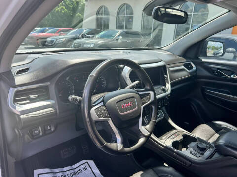 2021 GMC Acadia SLT