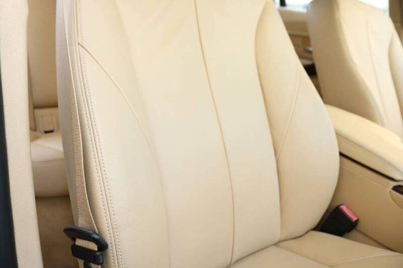 2013 BMW 3 Series 335i