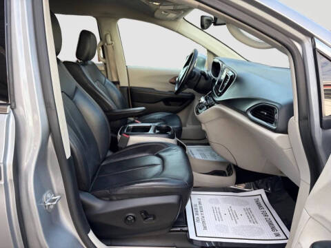 2018 Chrysler Pacifica Touring L Plus