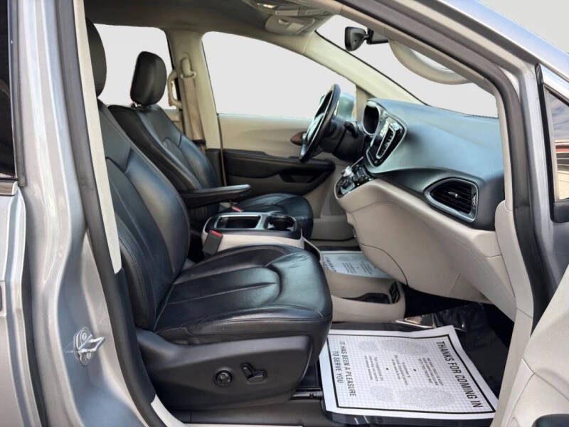 2018 Chrysler Pacifica Touring L Plus