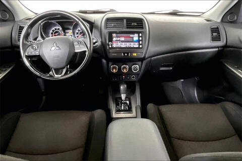 2019 Mitsubishi Outlander Sport SE