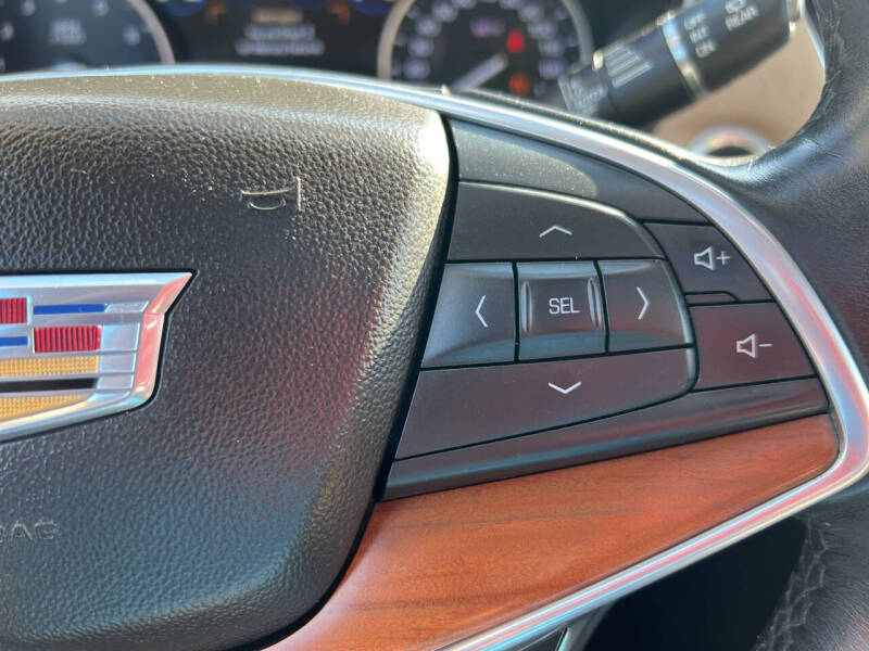 2017 Cadillac XT5 Platinum