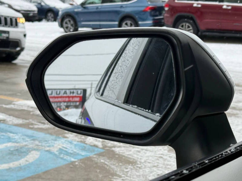 2020 Toyota Corolla Hybrid LE