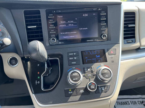 2020 Toyota Sienna LE 7-Passenger