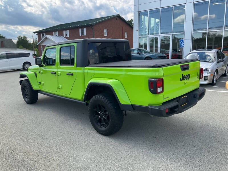 2021 Jeep Gladiator Willys