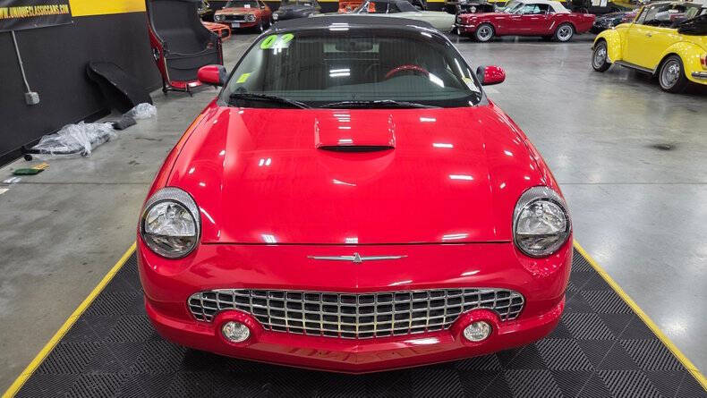 2002 Ford Thunderbird Deluxe