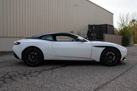 2019 Aston Martin DB11 AMR