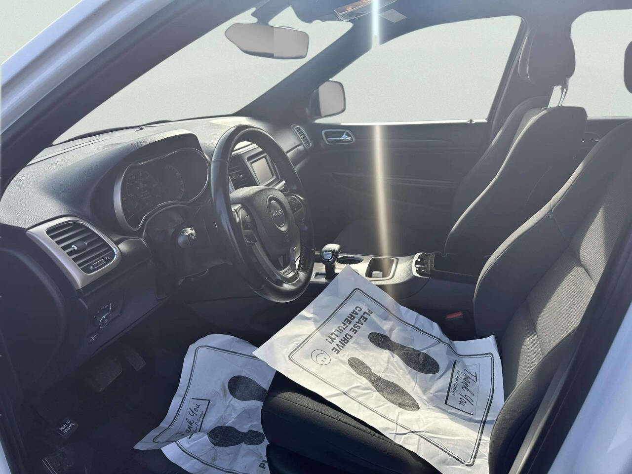 JeepGrand Cherokee11