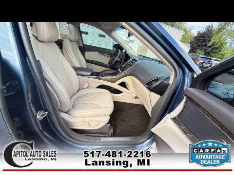 2019 Lincoln Nautilus Select