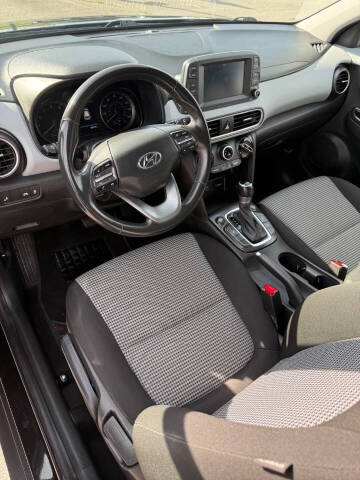 2021 Hyundai Kona SEL