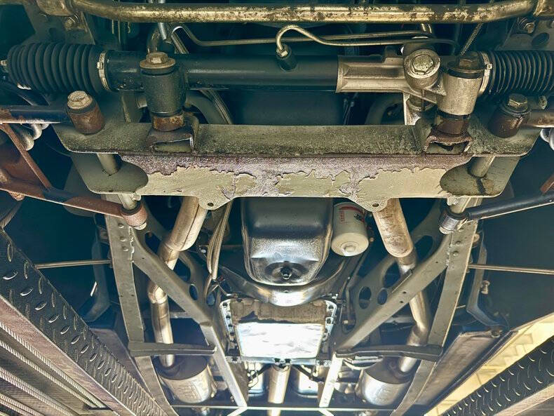 1948 Ford Super Deluxe