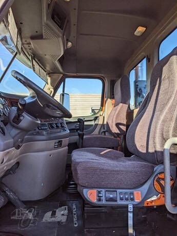 2013 Freightliner Cascadia