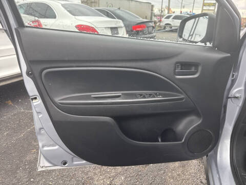 2022 Mitsubishi Mirage ES