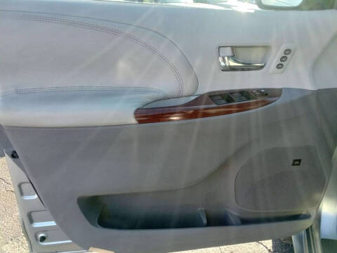 2011 Toyota Sienna Limited 7-Passenger