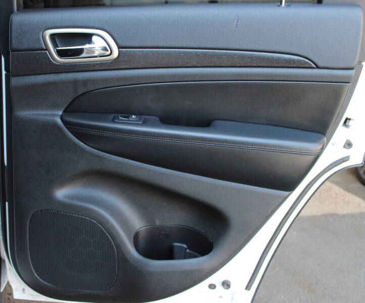 2017 Jeep Grand Cherokee Laredo